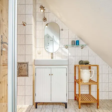 Altes Schifferhaus Paries * Prerow