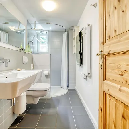 Altes Schifferhaus Paries Prerow