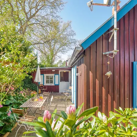 Altes Schifferhaus Paries * Prerow